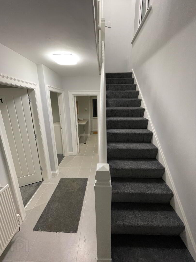 951 Upper Newtownards Road 4 of 6