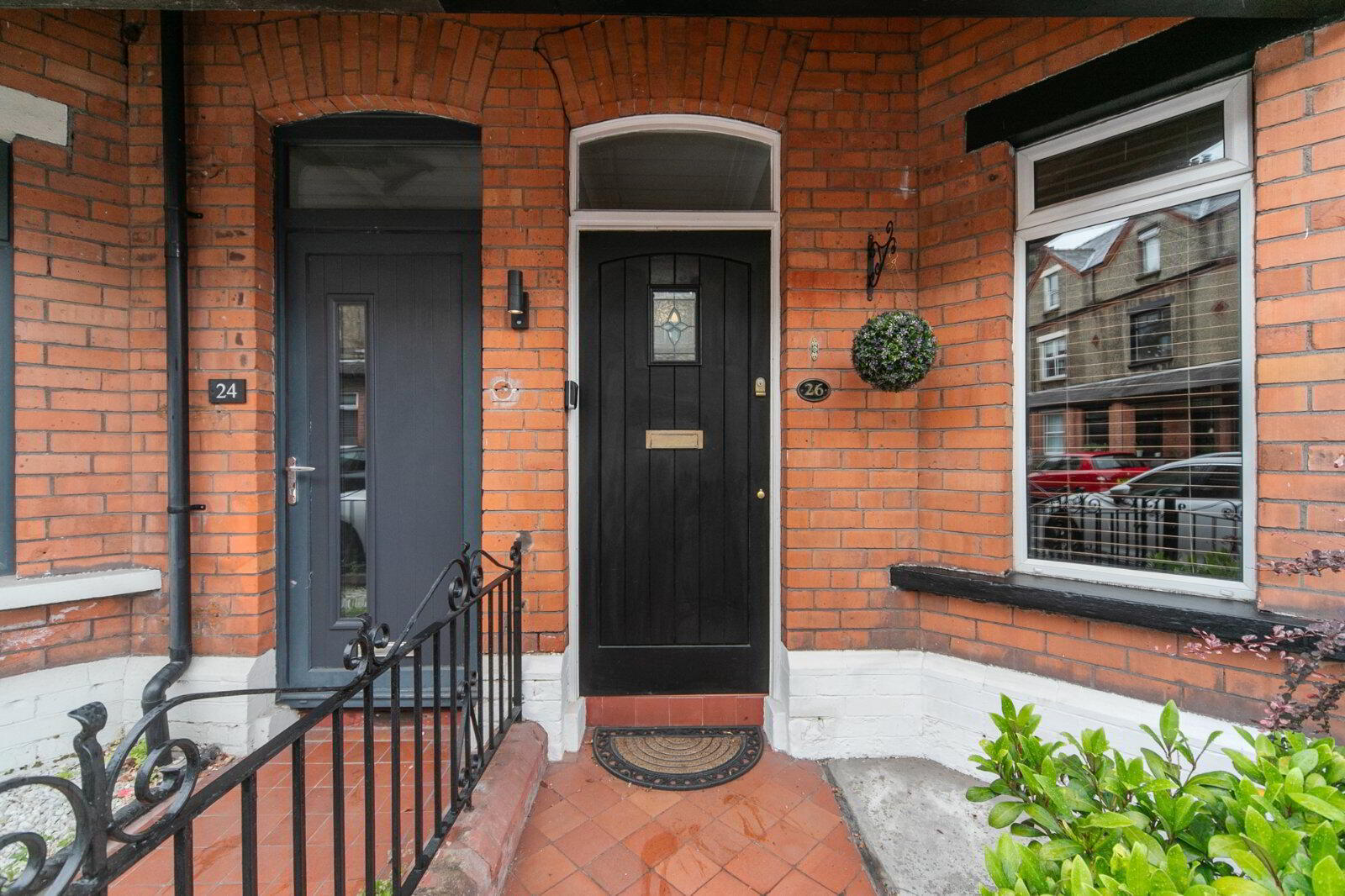property description image