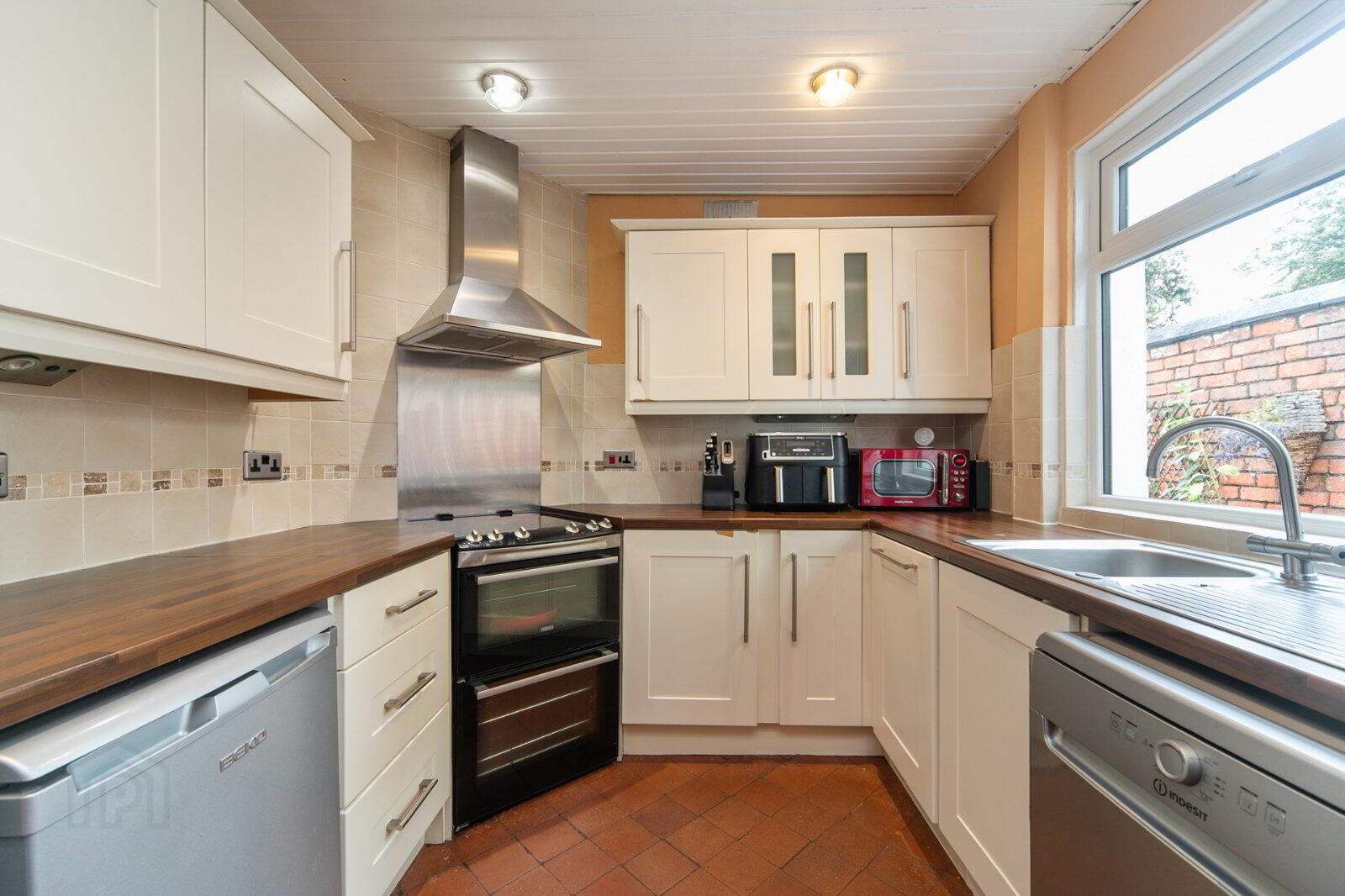 26 Sydenham Drive 9 of 27