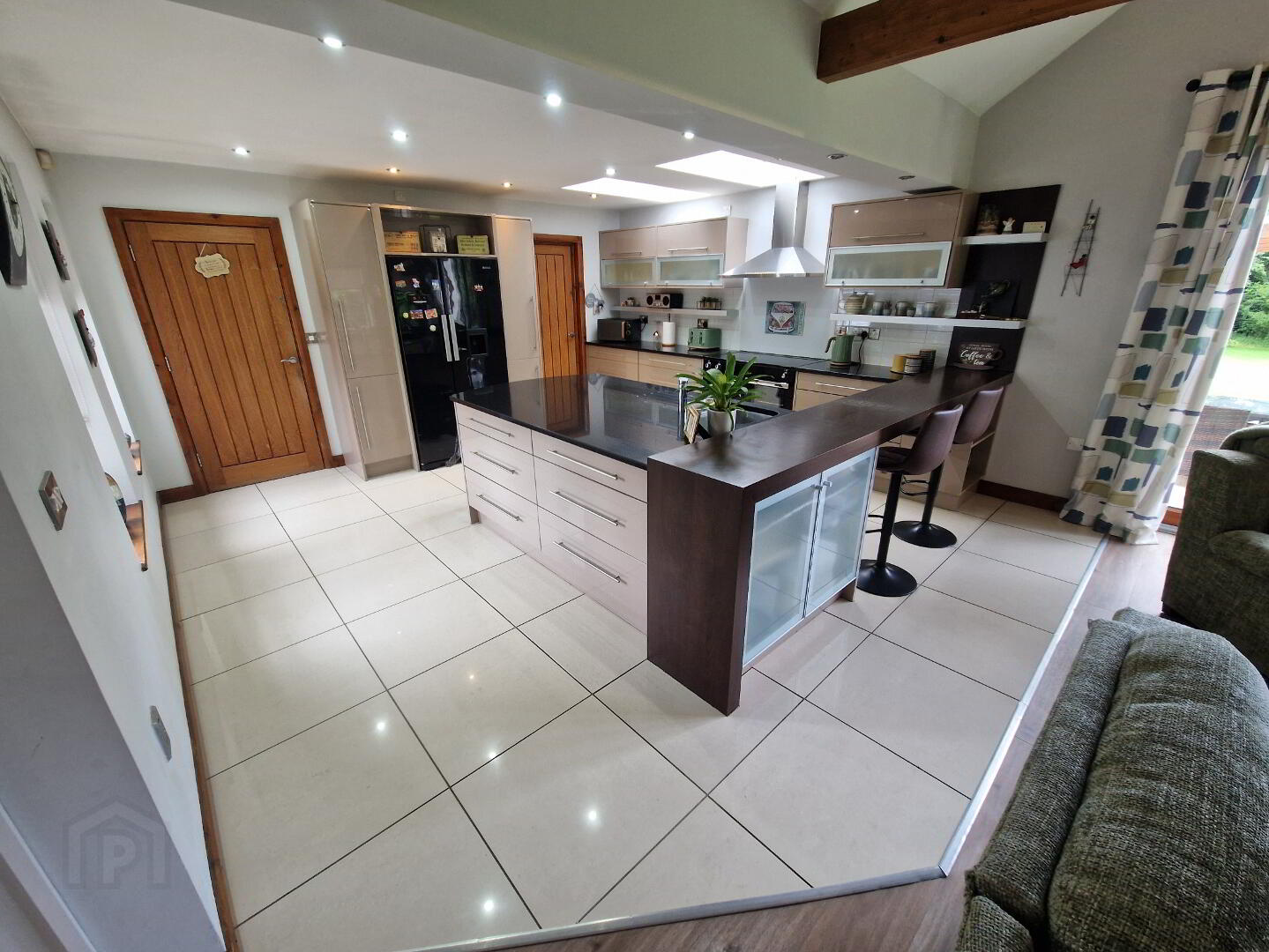 44b Oldwood Road 6 of 43