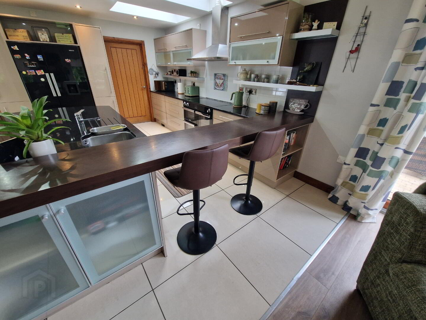 44b Oldwood Road 9 of 43