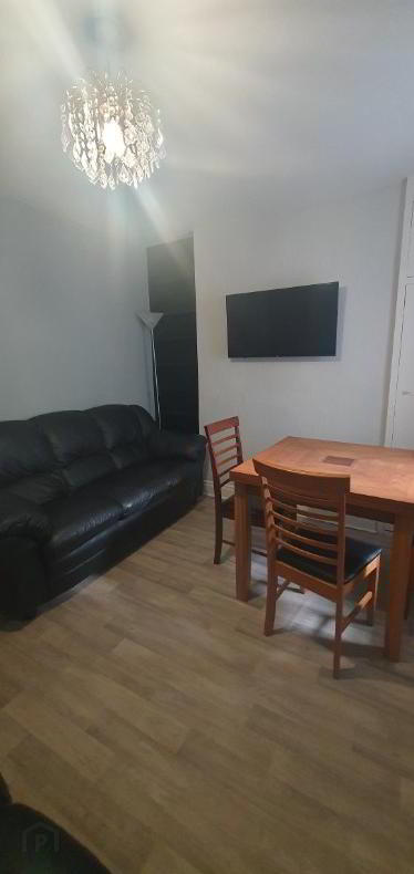 16 Stewarts Terrace 2 of 6
