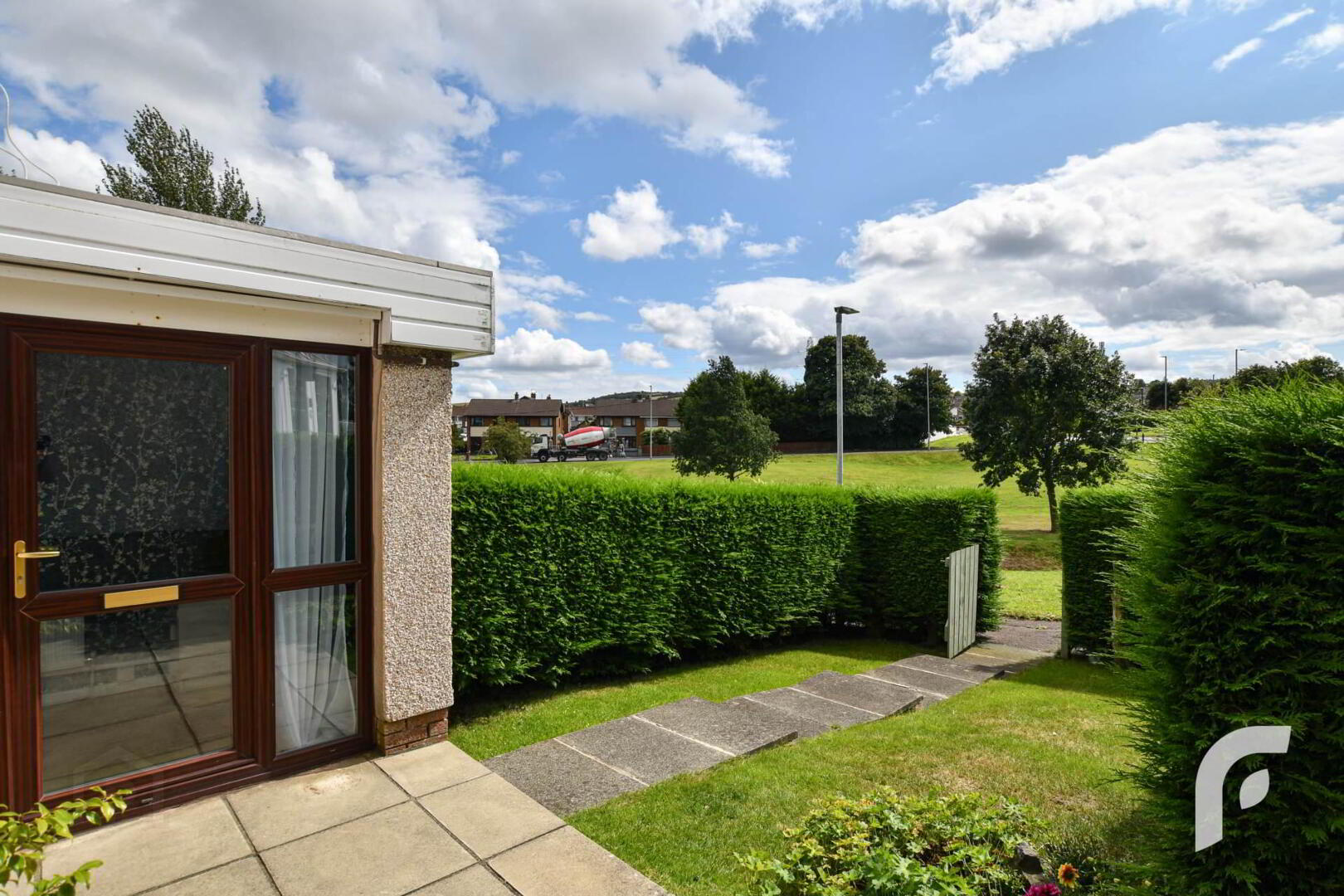 20 Mossbank 4 of 36