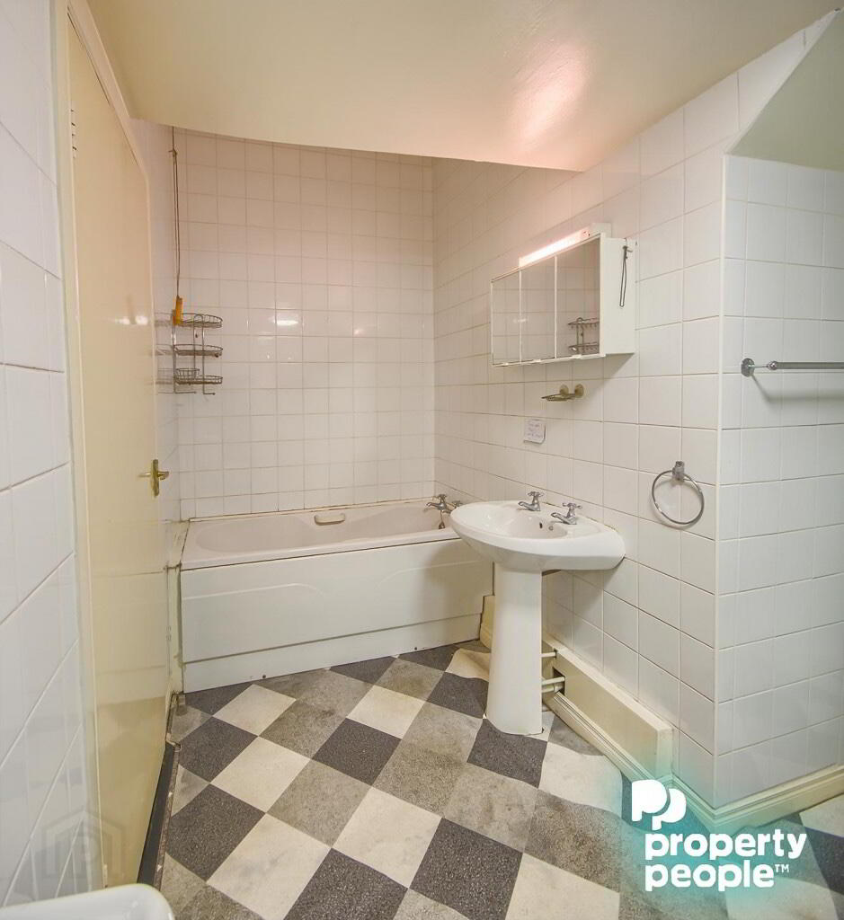 Unit F1, 21 Rugby Road 6 of 6