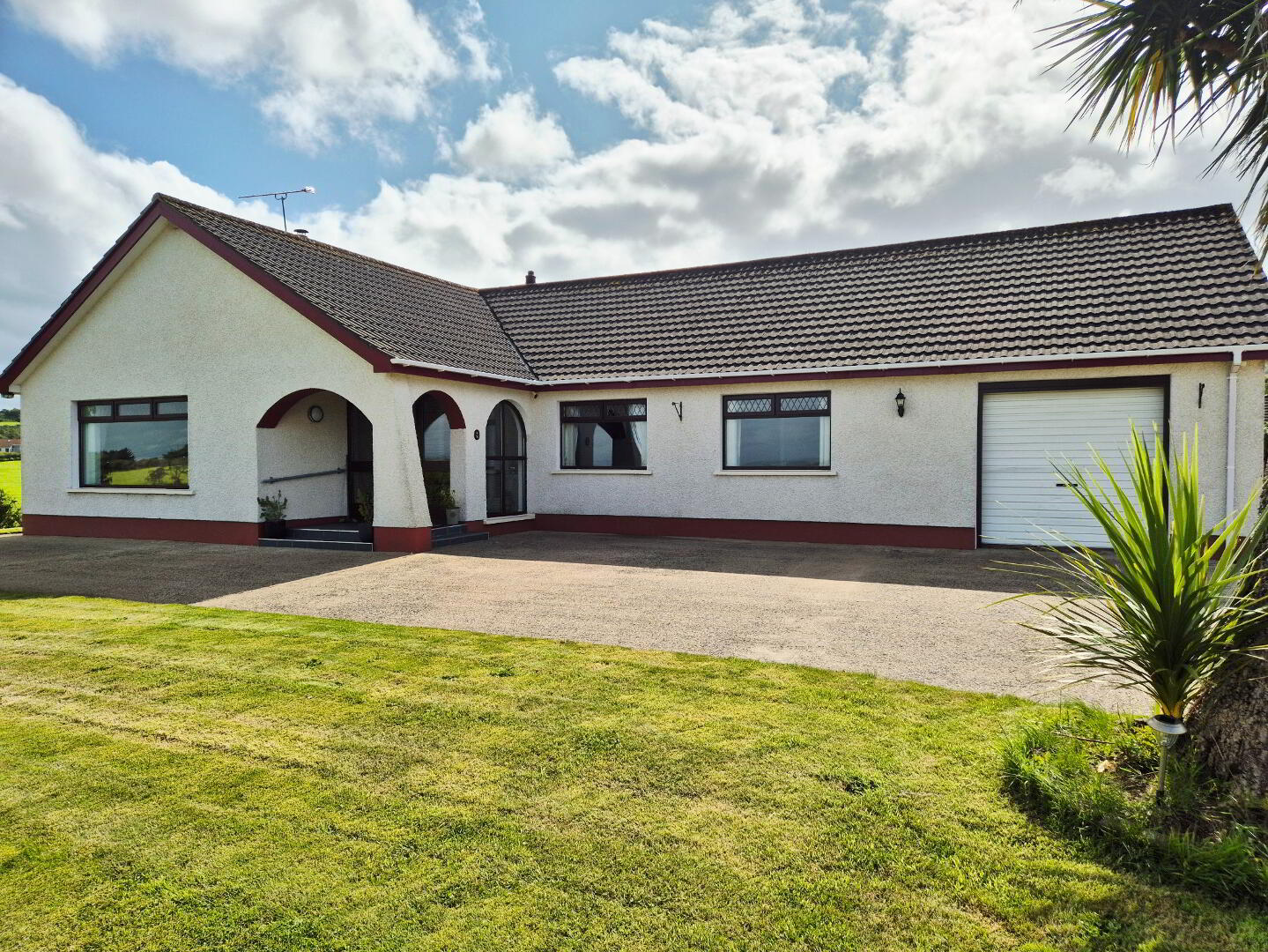 54 Ballyhackett Road 1 of 32