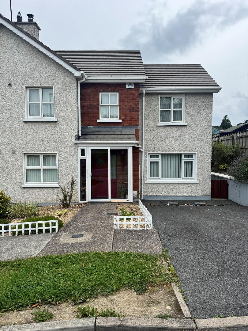 No. 9 Cluain Alainn 1 of 9