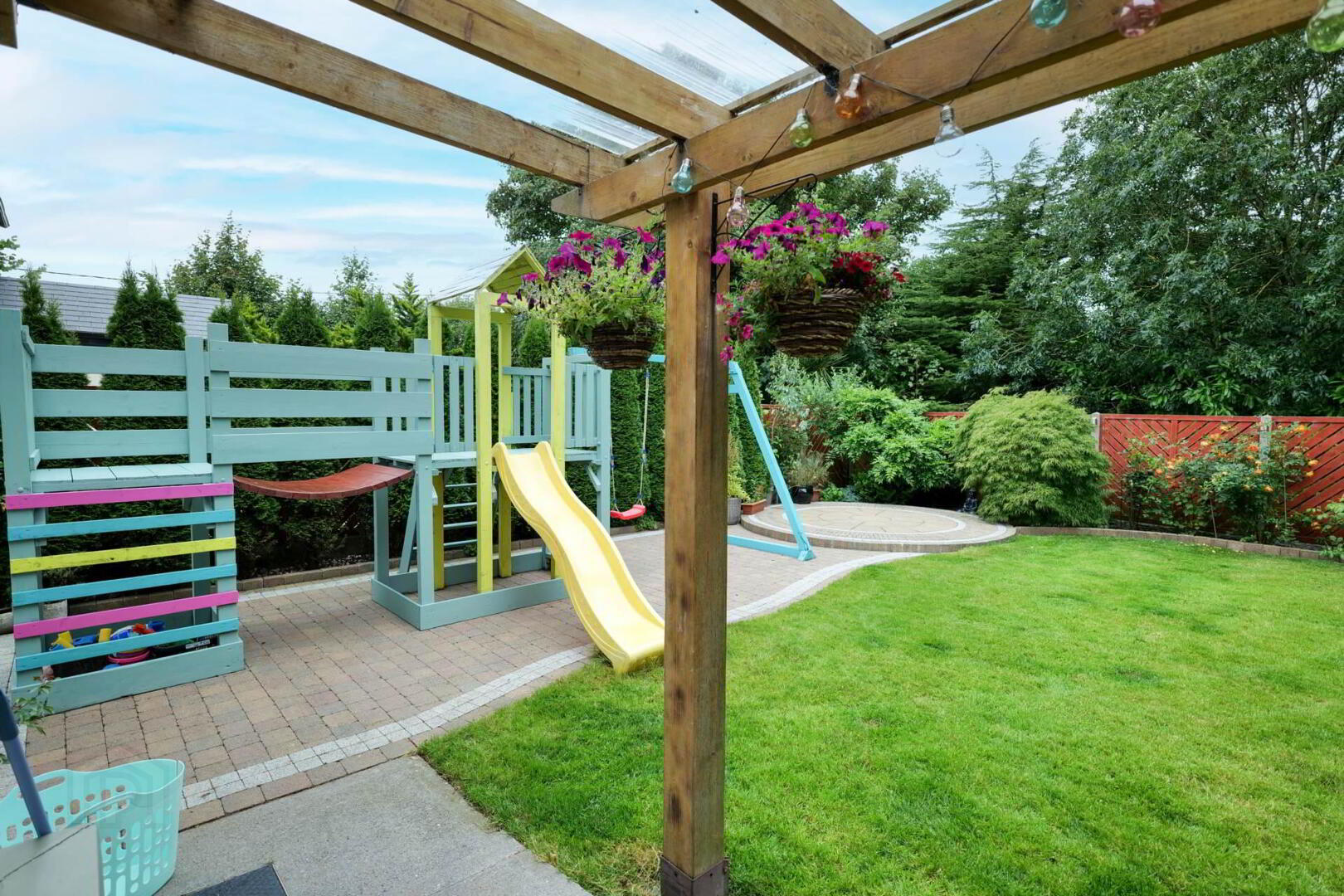 2 Beechwood Avenue 19 of 25
