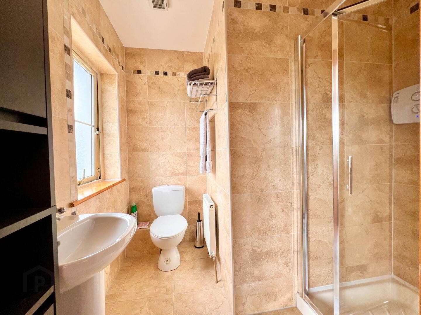 2 Beechwood Avenue 12 of 25