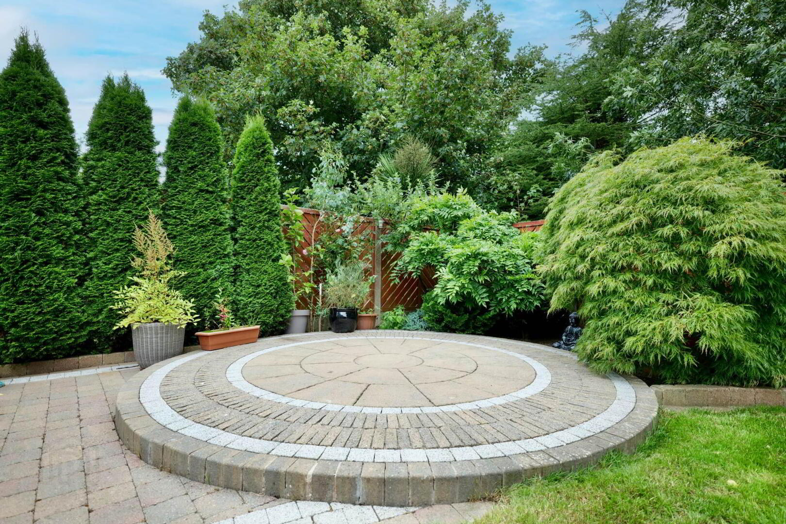 2 Beechwood Avenue 21 of 25