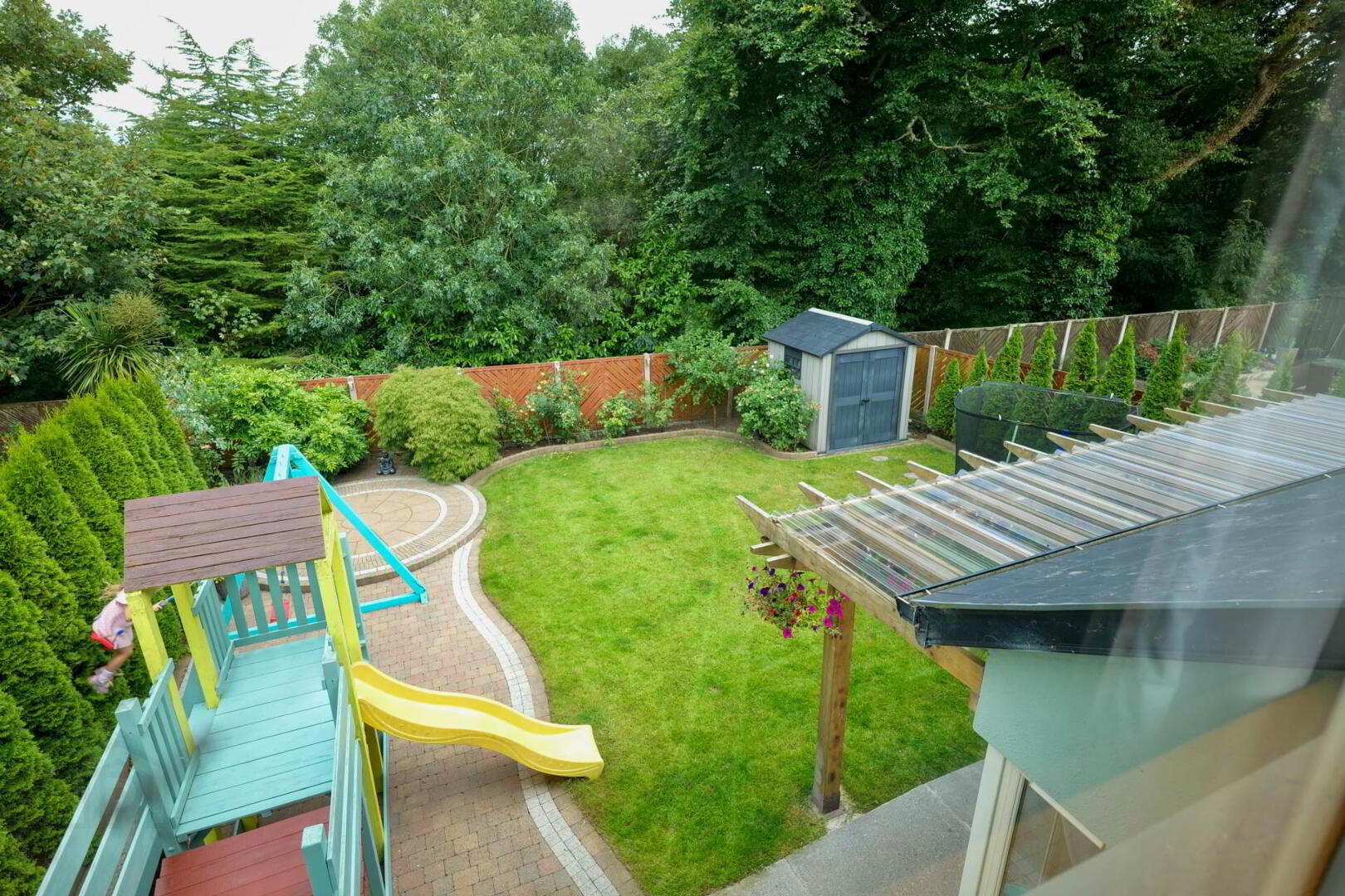 2 Beechwood Avenue 18 of 25