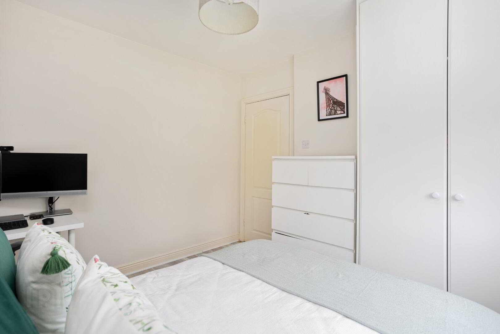 15 Fforster Drive 17 of 22