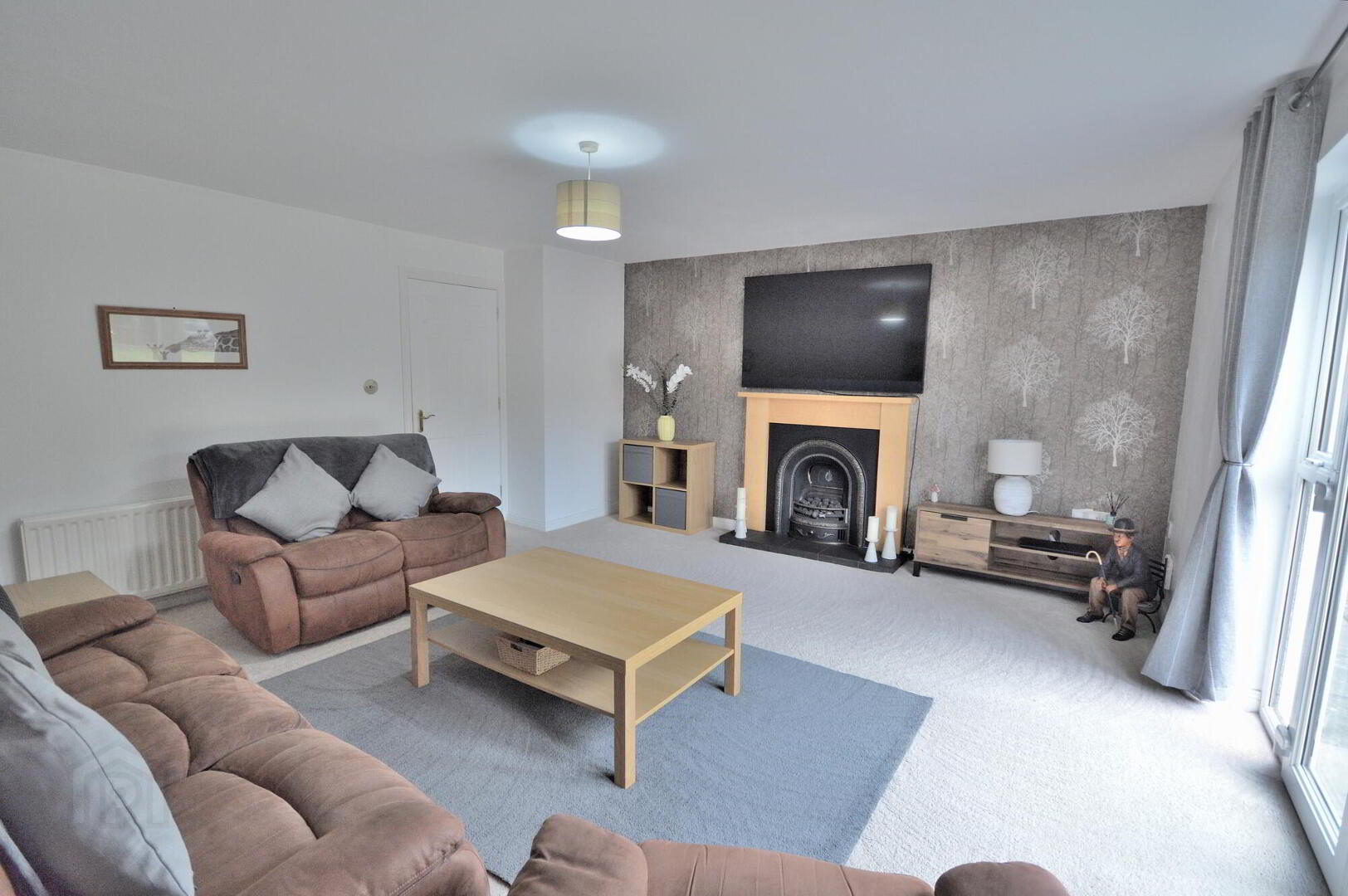 9 Upritchard Court 6 of 28