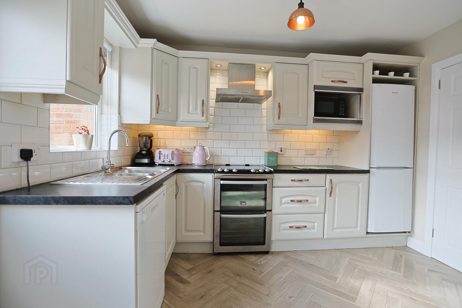 118 Monree Hill 24 of 54