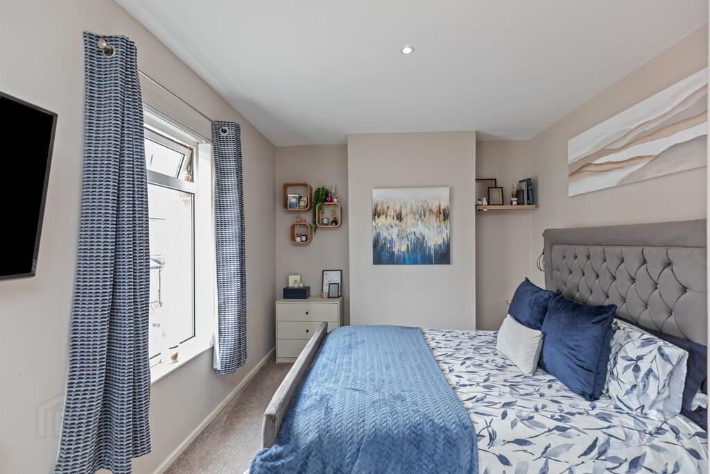 5 Dunraven Avenue 16 of 23