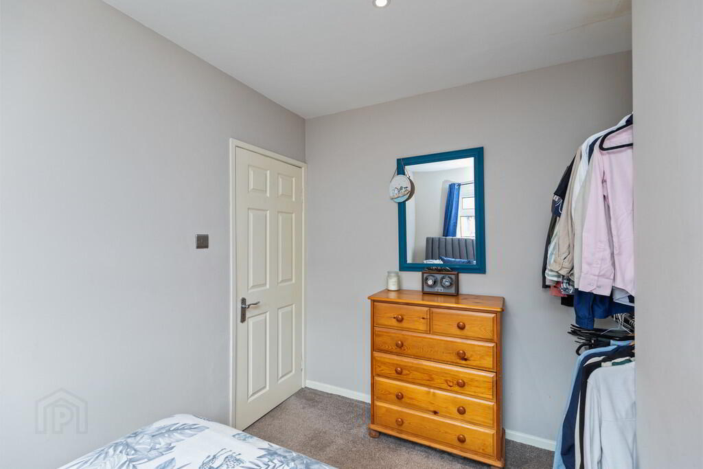 5 Dunraven Avenue 19 of 23