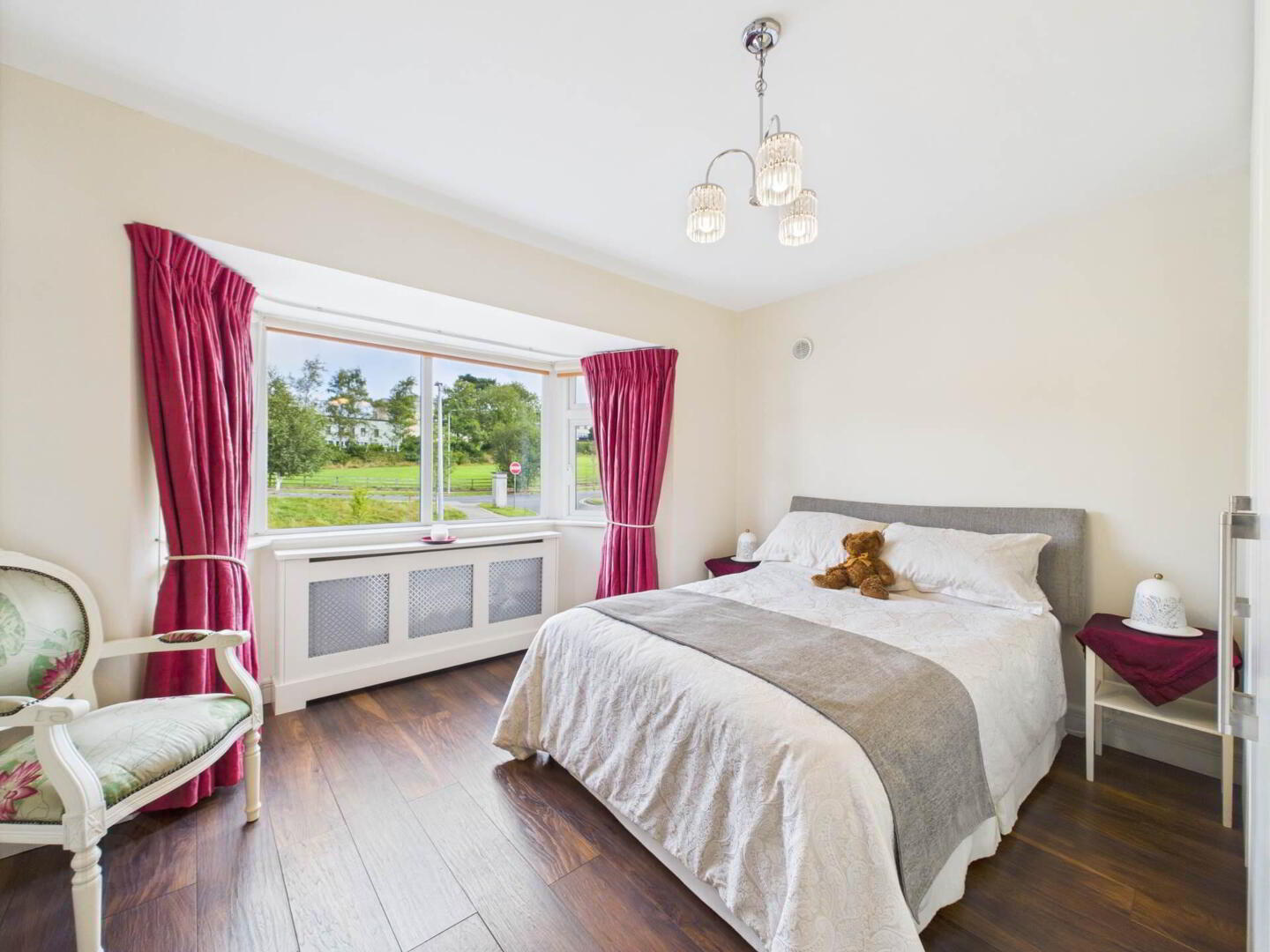 2 Aylesbury Avenue 13 of 16