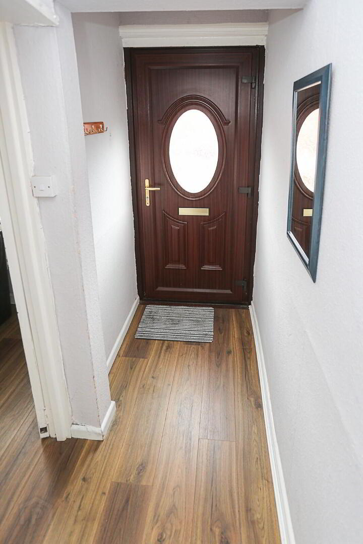 158 Tates Avenue, Belfast 4 of 36