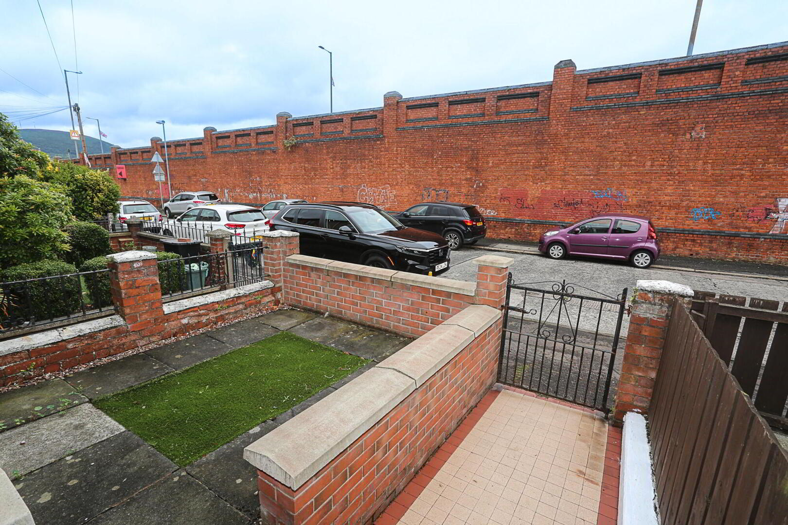 158 Tates Avenue, Belfast 3 of 36