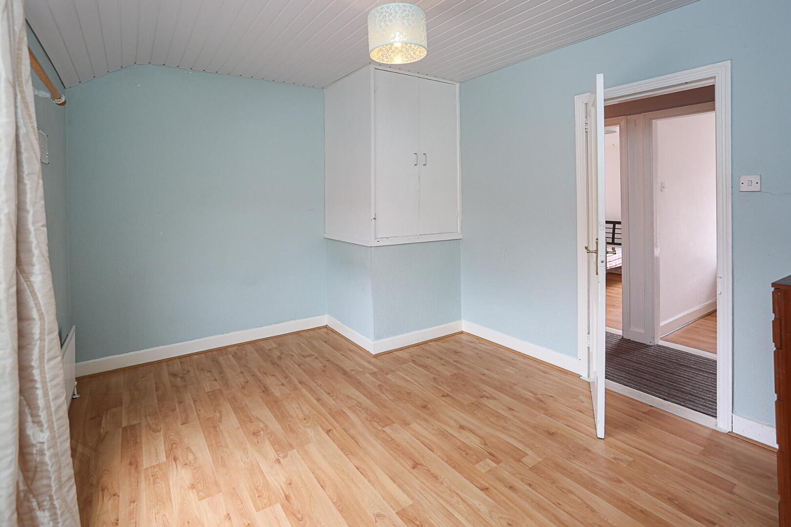 158 Tates Avenue, Belfast 26 of 36