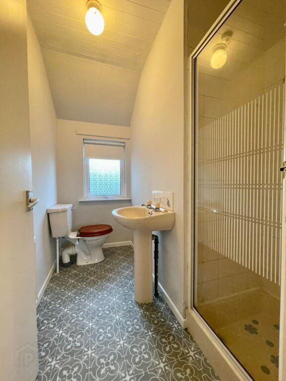 93 Scrabo Road 5 of 6