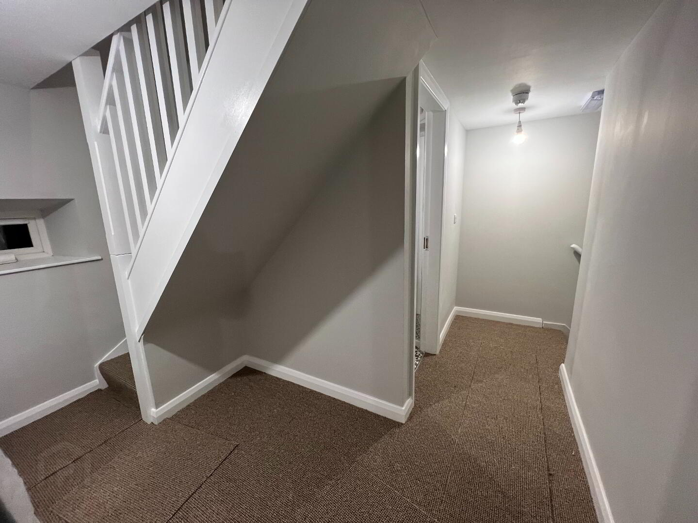 Unit A, 37 Irish Street 2 of 16