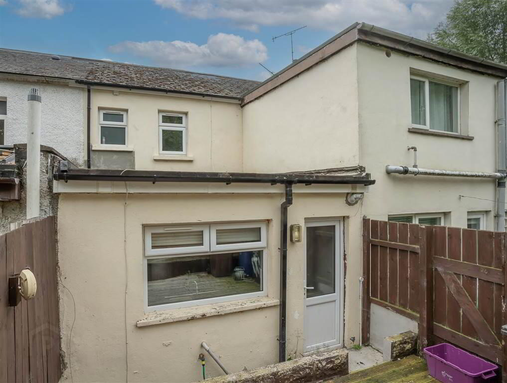 17 Railway Street 12 of 12