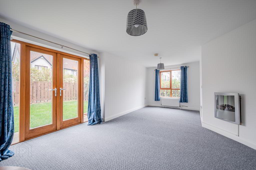 66 Shaftesbury Road 3 of 12