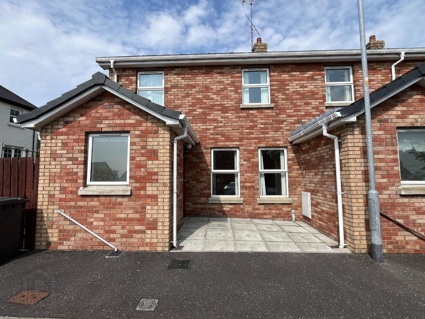 12 Cornmarket Court 1 of 20
