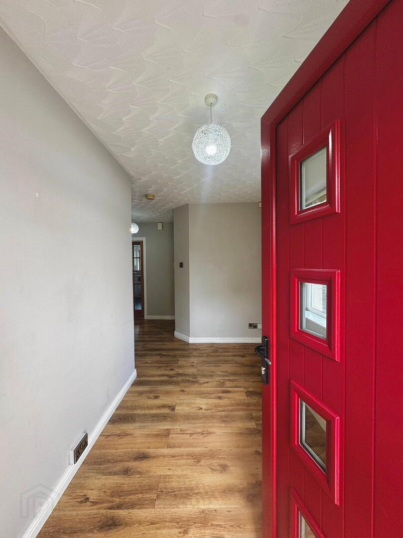 46 Knockbracken Court 3 of 38