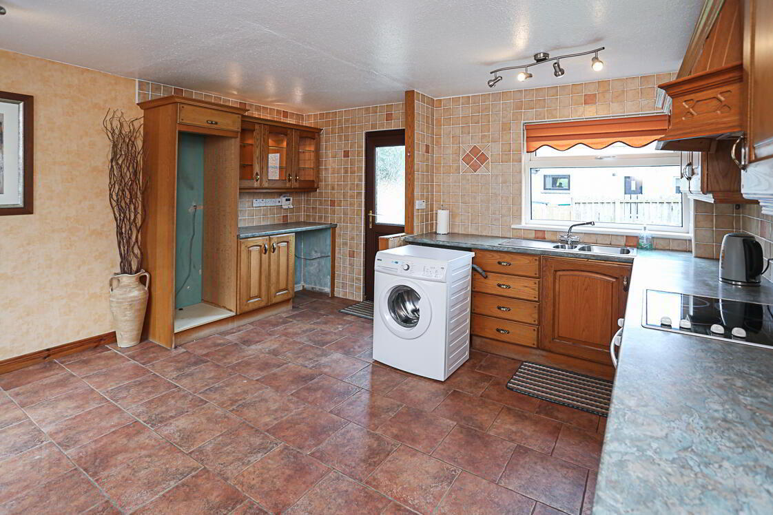 13 Ballyhalbert Gardens 6 of 24