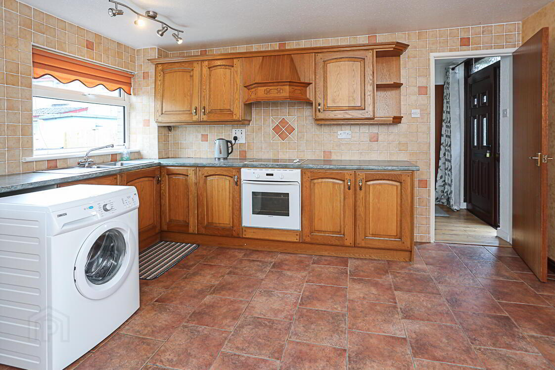 13 Ballyhalbert Gardens 5 of 24