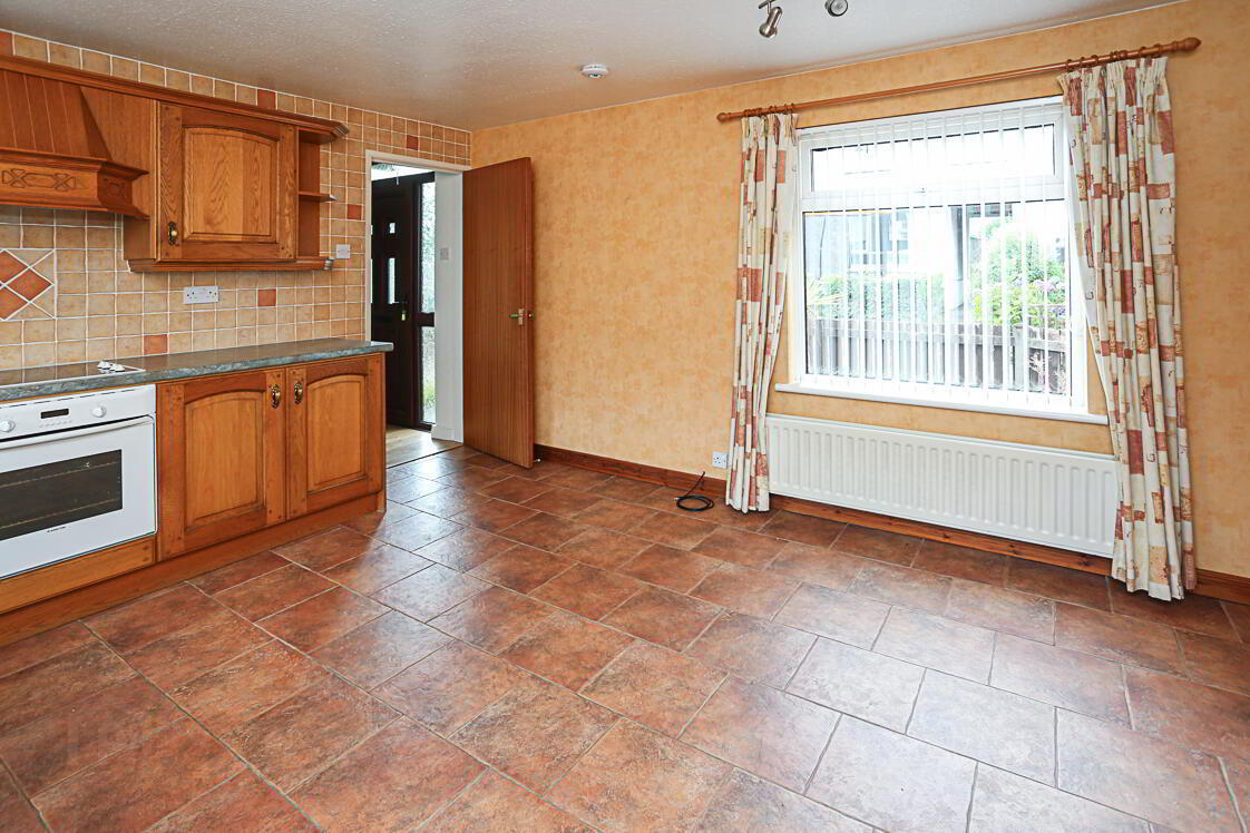 13 Ballyhalbert Gardens 7 of 24