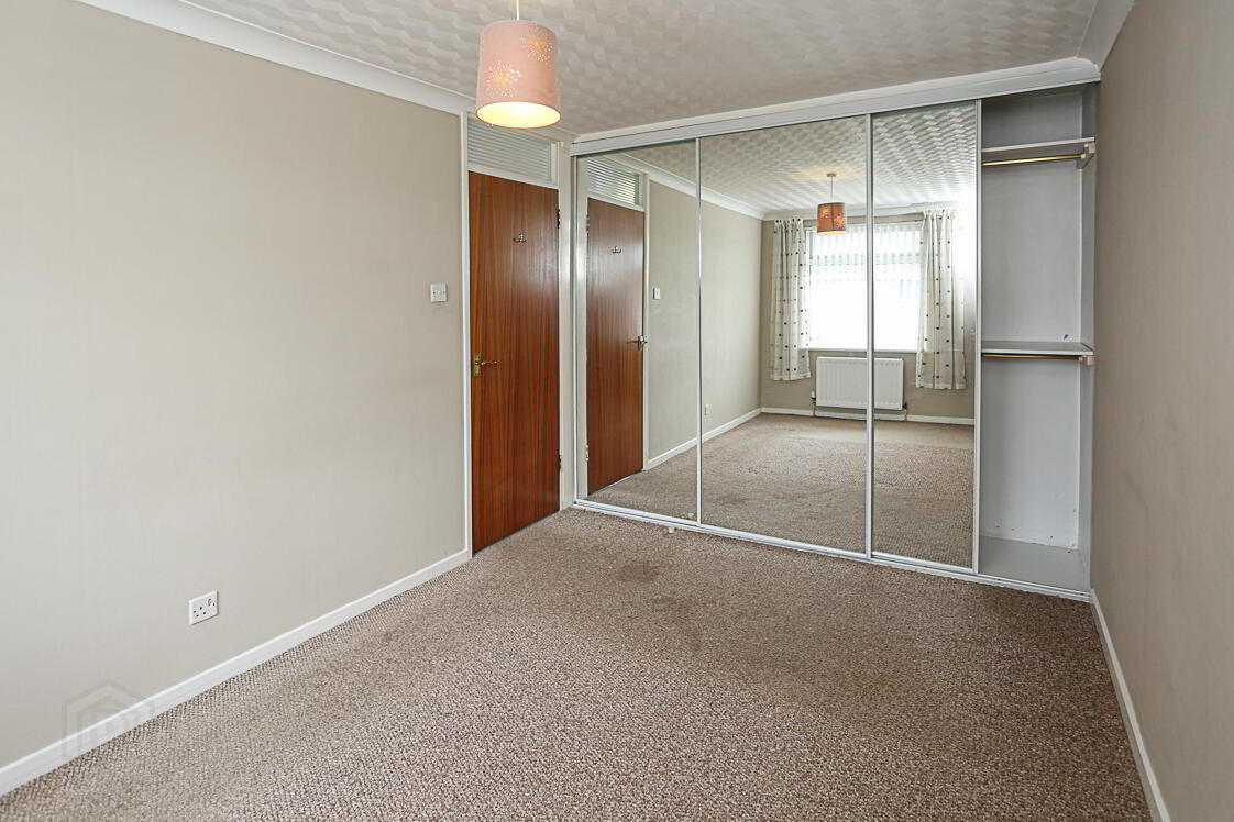 13 Ballyhalbert Gardens 11 of 24