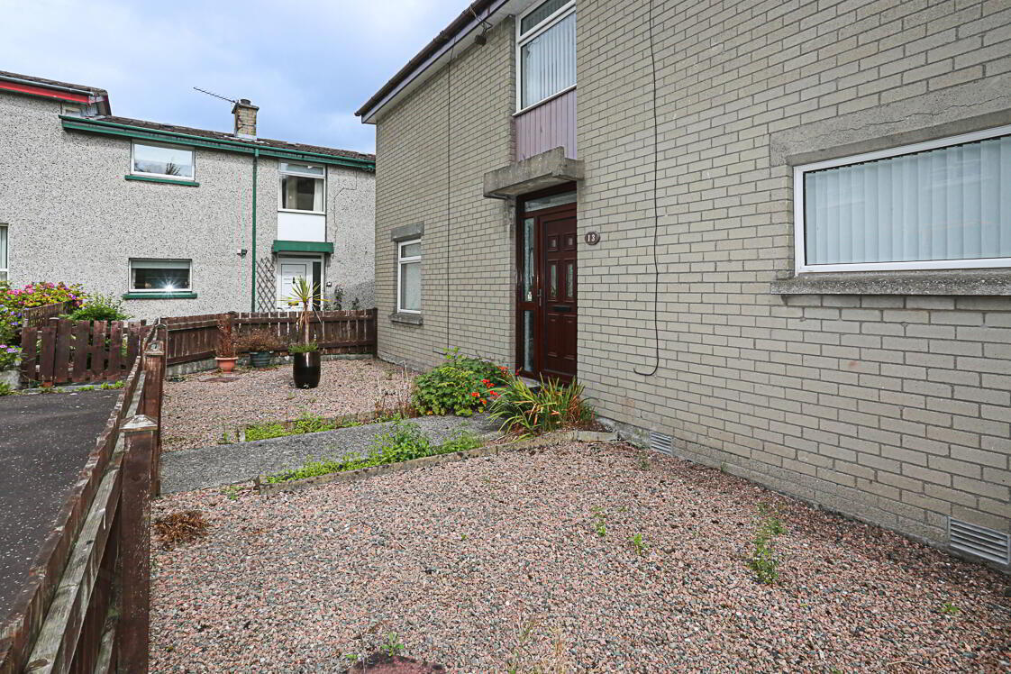 13 Ballyhalbert Gardens 20 of 24