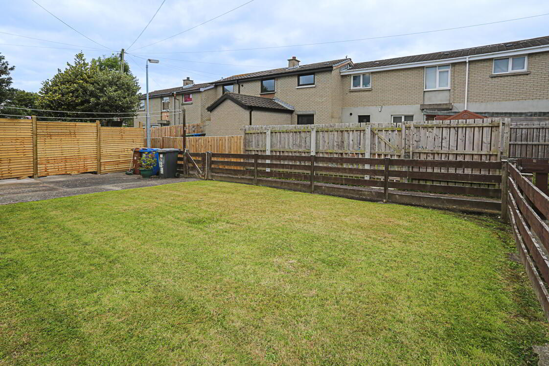 13 Ballyhalbert Gardens 23 of 24