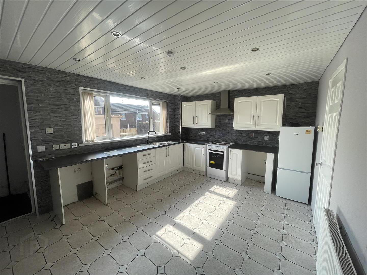 22 Summerhill Court 5 of 14