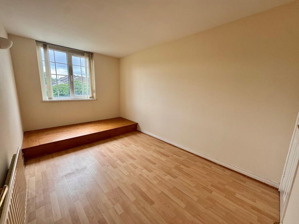 6c Creighton Mews 11 of 14