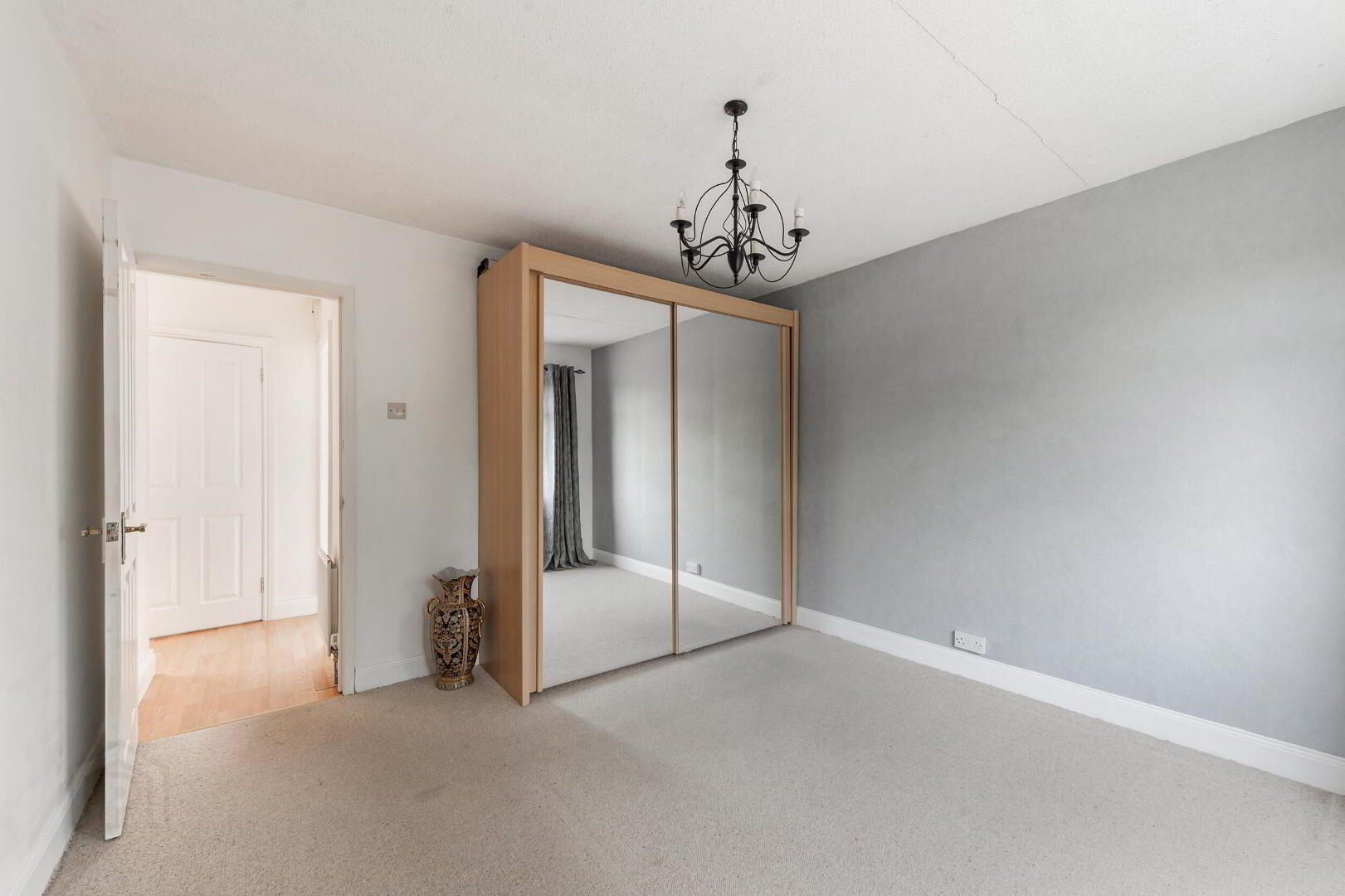 17 Belvedere Road 18 of 41