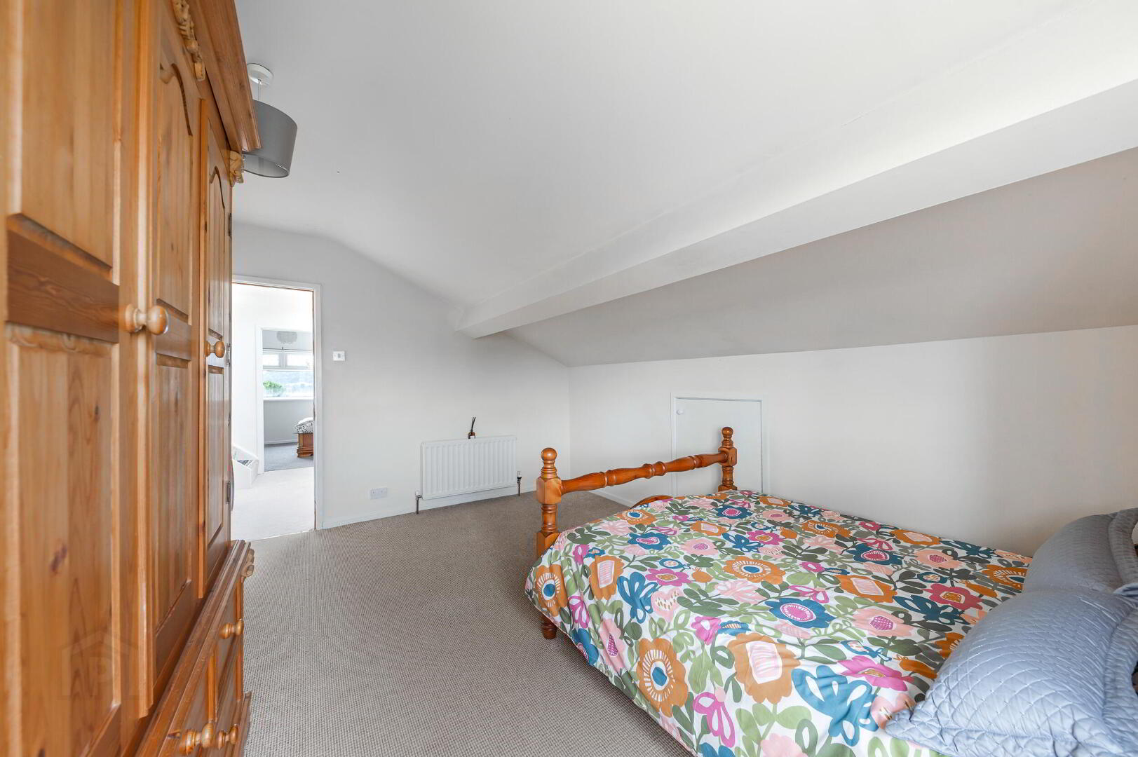 17 Belvedere Road 31 of 41