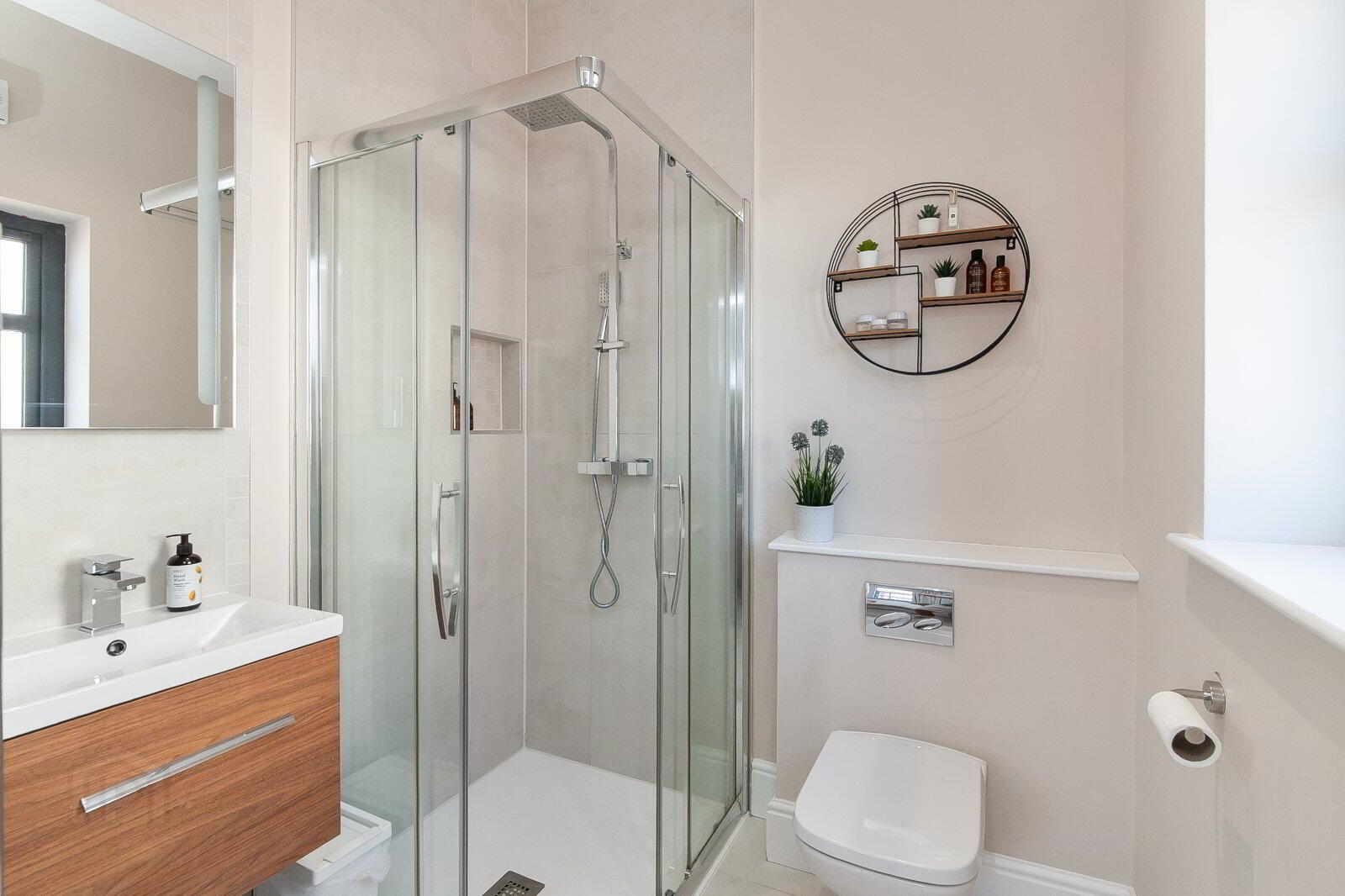6 Harberton Lane 18 of 33