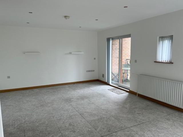 Heron House, 35 Watersedge Apartments 4 of 19