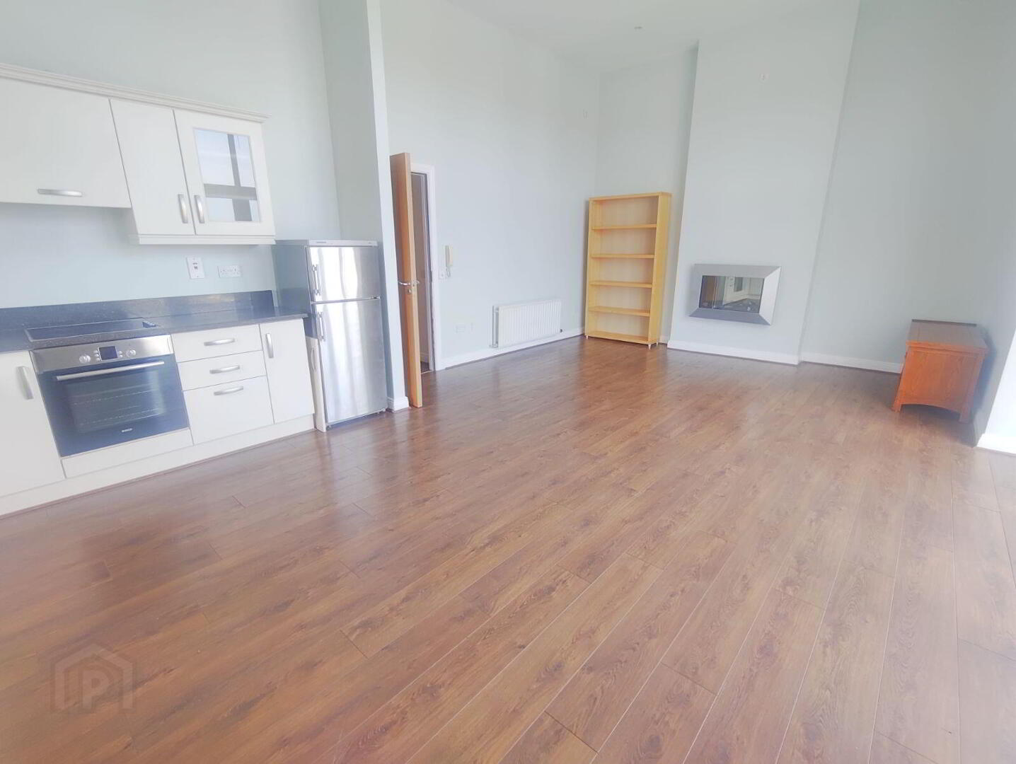 Apartment 21 Thornfield 4 of 15