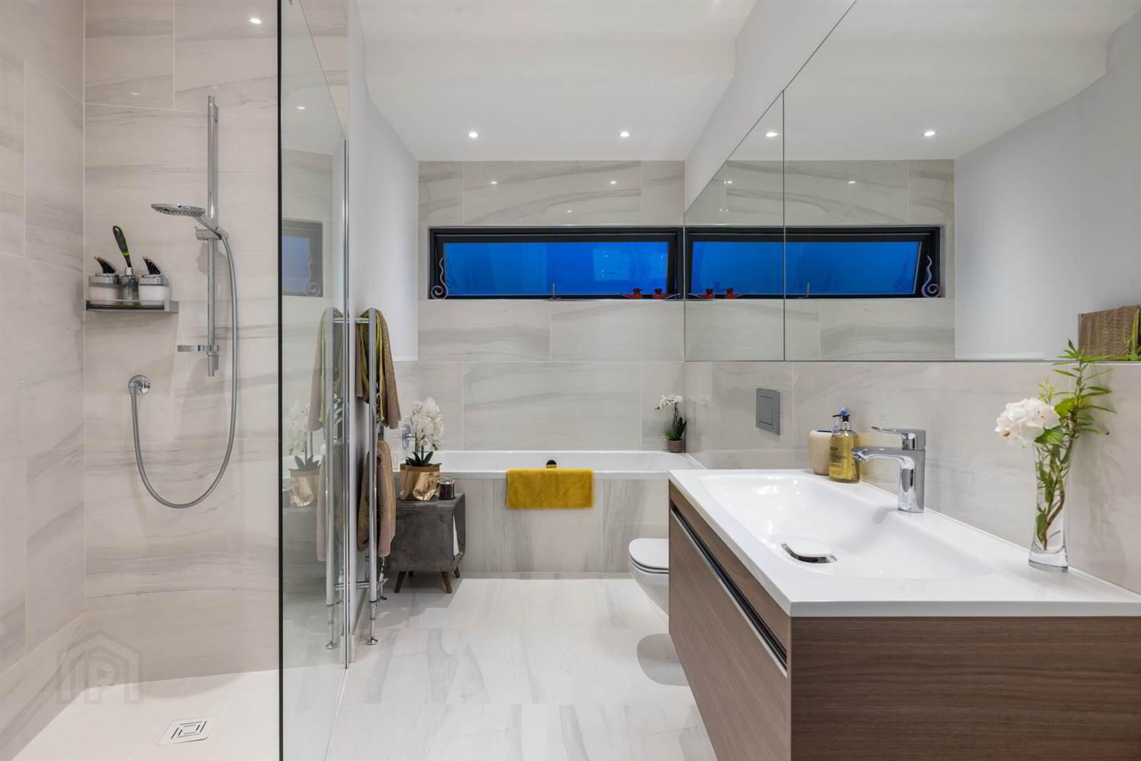 'Tre Cubi', 4 Kensington Drive 12 of 24