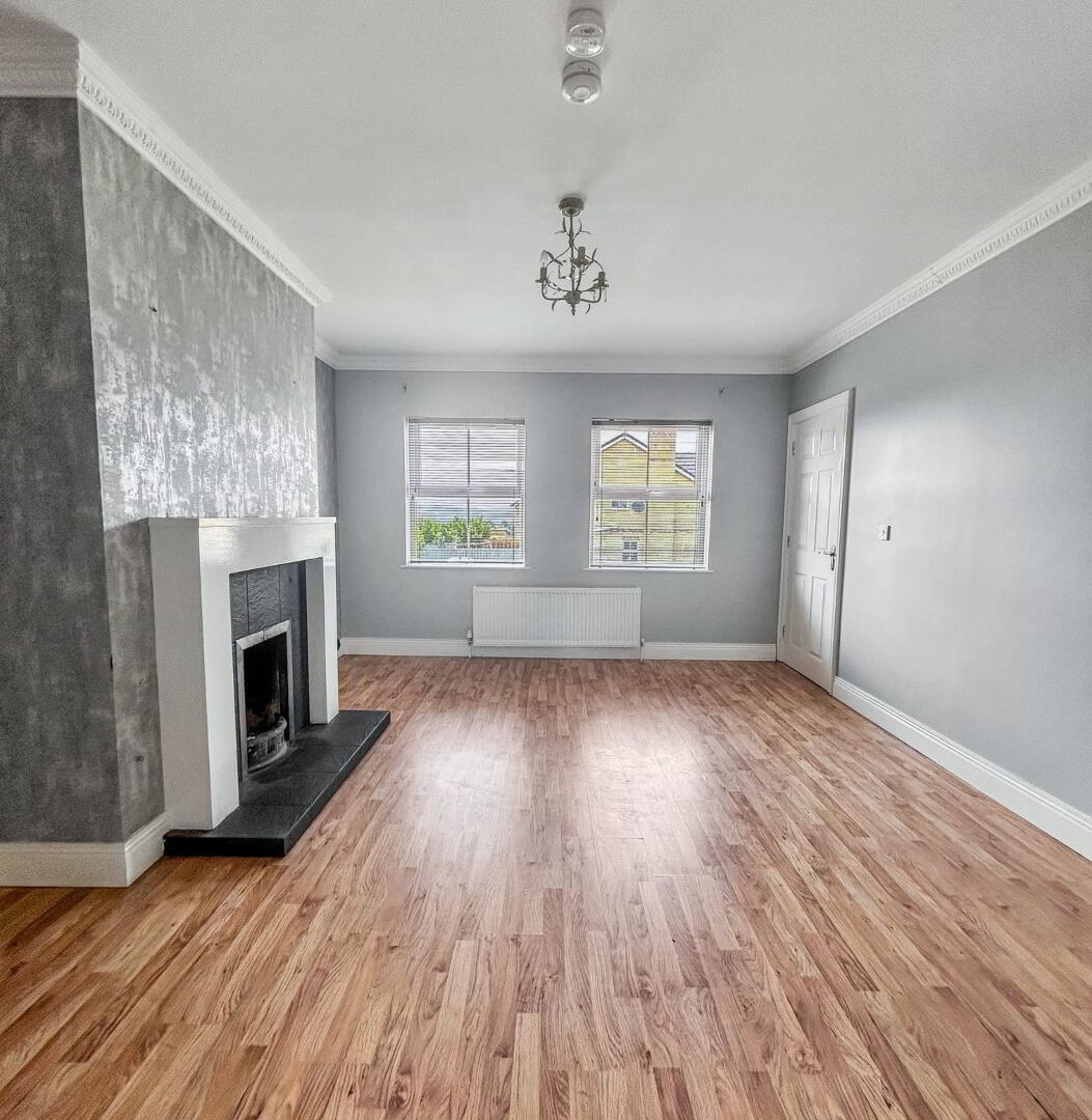51 Carn Manor 4 of 15