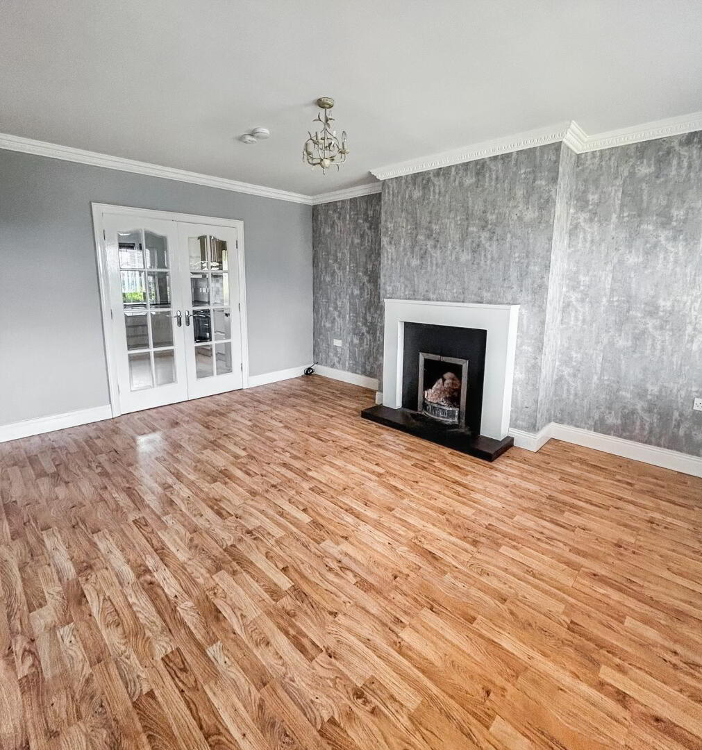 51 Carn Manor 5 of 15
