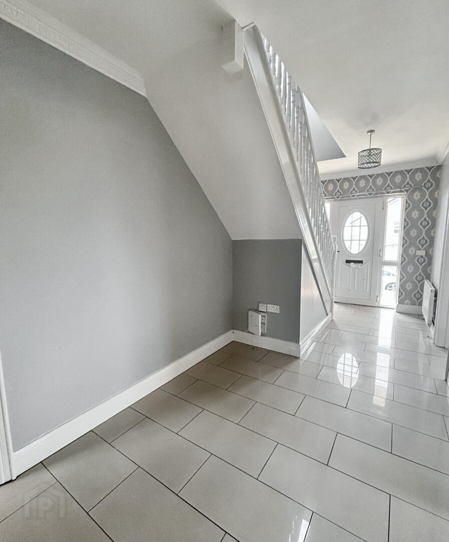 51 Carn Manor 6 of 15