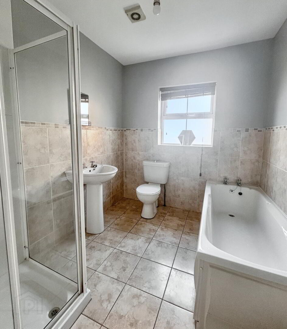 51 Carn Manor 12 of 15
