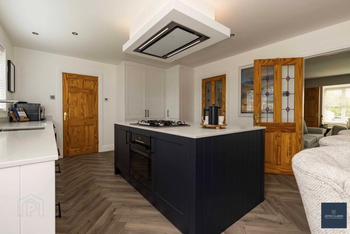 20 Murray Wood 23 of 50