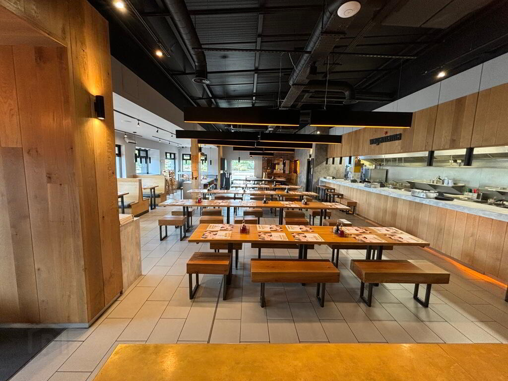 Unit 9, Eastpoint Entertainment Village 4 of 7
