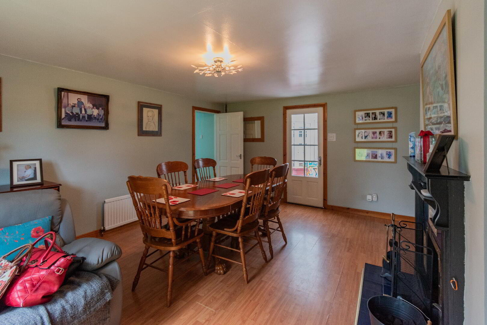 Pinegrove Cottage, 126 Doury Road 8 of 47
